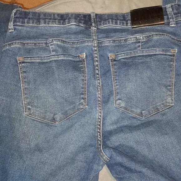 DKNY JEANS Womens 30, Medium wash skinny jean Denim - Picture 5 of 8